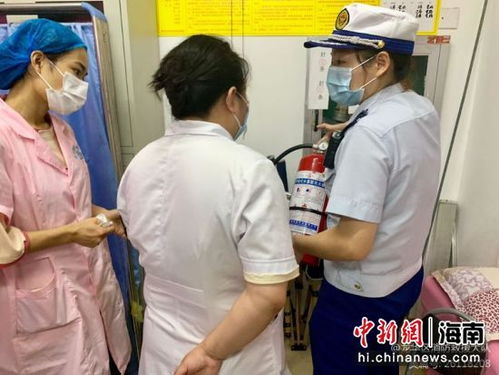 龍華區(qū)消防救援大隊(duì)開(kāi)展醫(yī)療服務(wù)場(chǎng)所消防監(jiān)督檢查